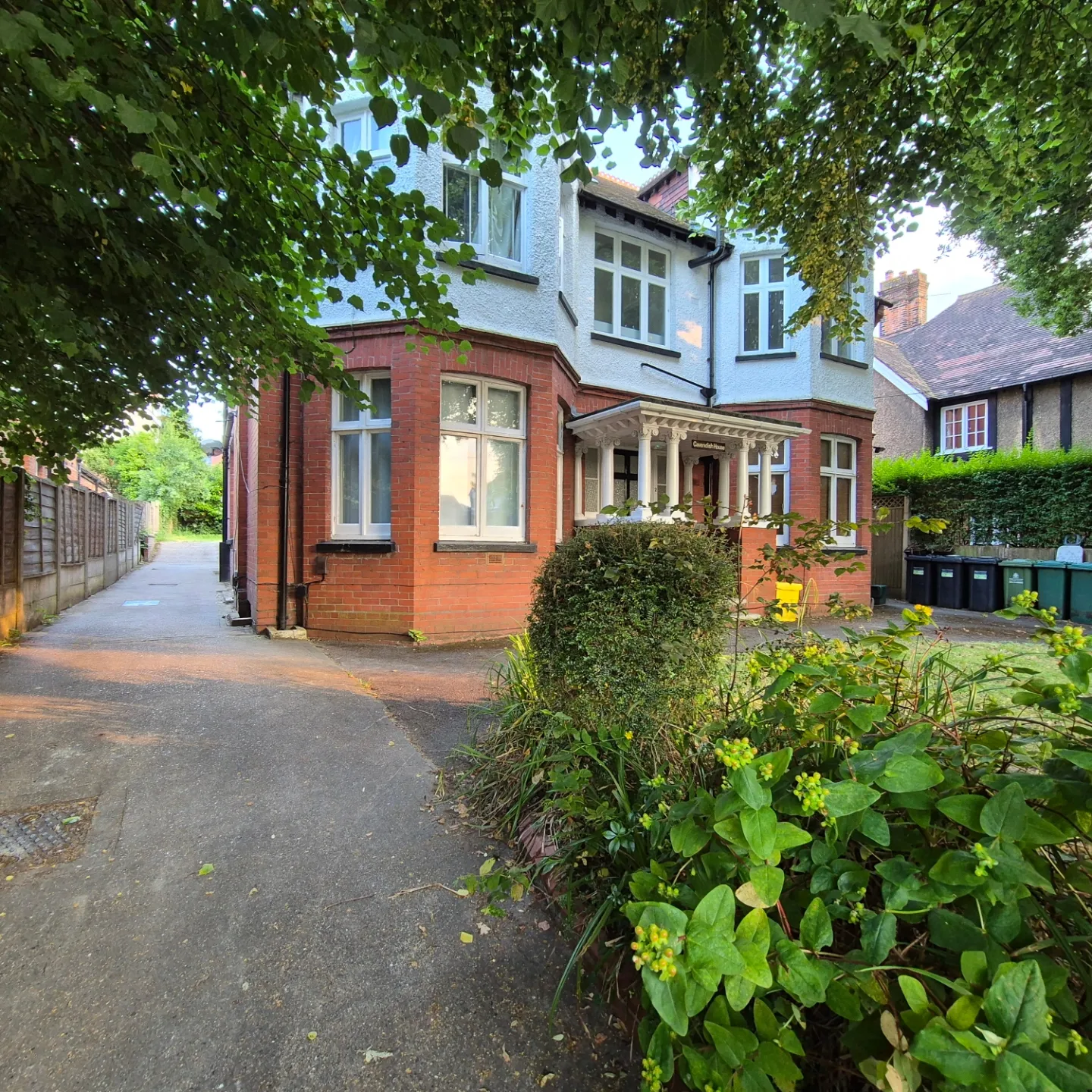 Photo of the exterior of Cavendish House